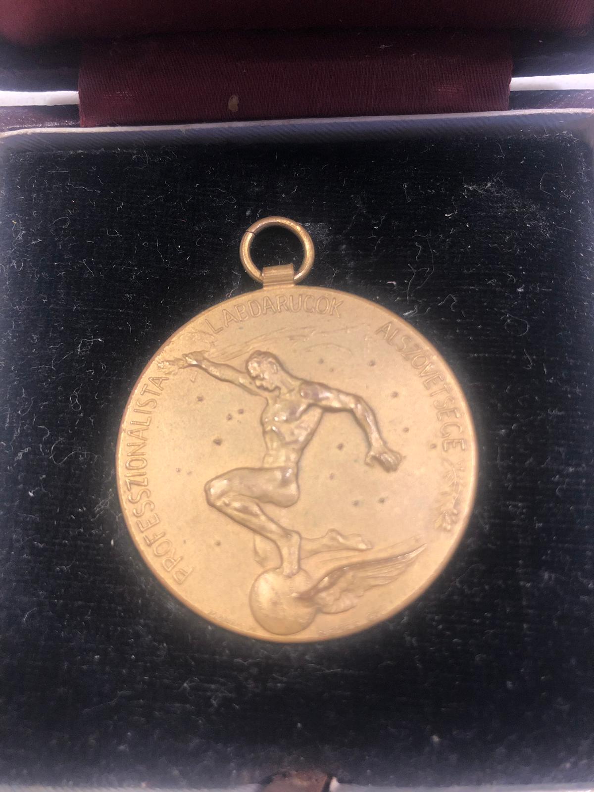 Budapest medal
