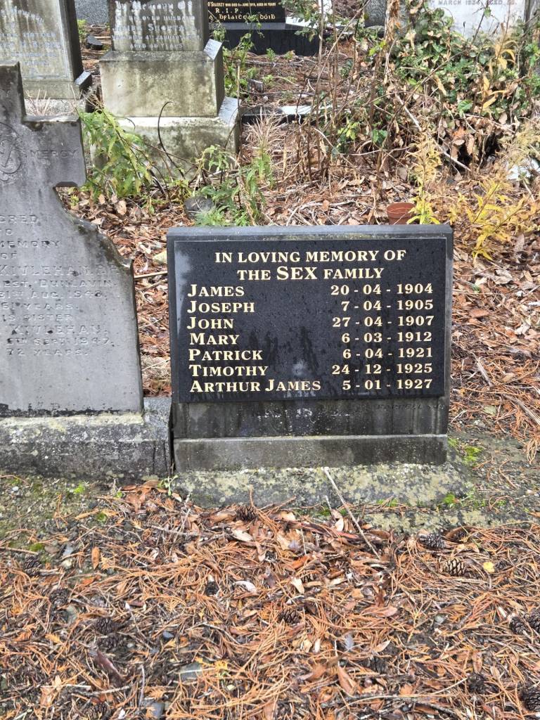 Grave of the Sex family